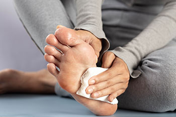 sweaty feet treatment